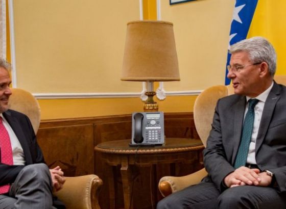 Predsjedavajući Džaferović razgovarao sa šefom Delegacije EU u BiH Sattlerom