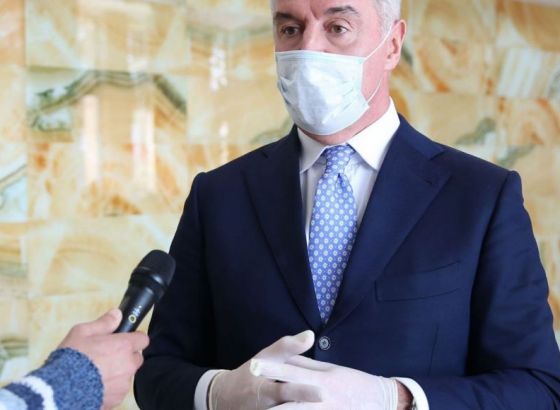 Kabinet Đukanovića: Imamo važnijeg posla od Dodikovih pisama