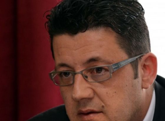 Čampara traži sjednicu komisije da bi se smanjile naknade delegata u Domu naroda