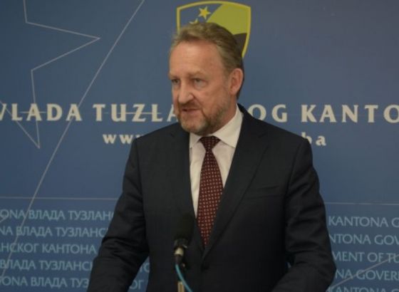 Izetbegoviću uručeno priznanje Saveza ratnih vojnih invalida TK