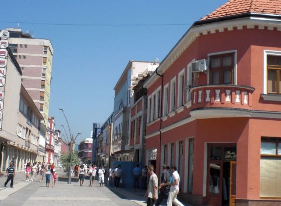 Vrijeđao, psovao i fizički napao policajce u Prijedoru