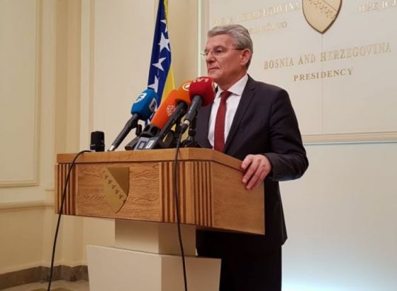 Novo saopćenje Radončića: Džaferović otvorio vrata još većem migrantskom parkingu u BiH