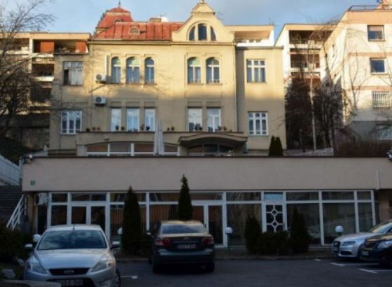 SDA: Sramotan zahtjev Nikšića da se ne smanjuje finansiranje stranaka