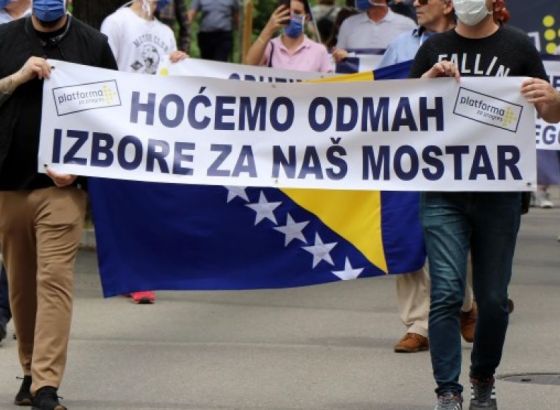 Protestna šetnja u Mostaru: Izbori moraju biti održani