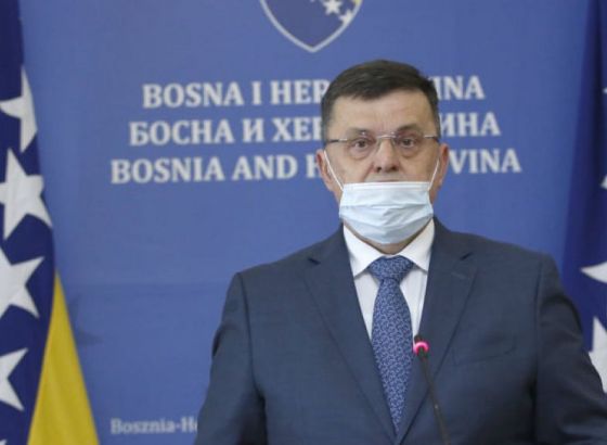 Tegeltija jedno potpisao, drugo kaže: VM BiH ipak treba donijeti posebnu odluku o sredstvima MMF-a