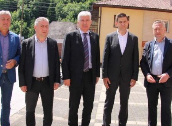 Čović održao sastanak s članovima OO HDZ BiH Kreševo