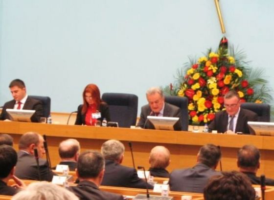 Parlament RS usvojio Deklaraciju o zaštiti prava SPC-a u Crnoj Gori