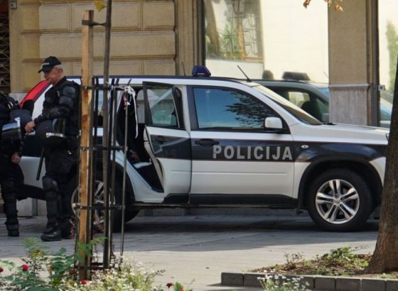 Policijska potjera u Sarajevu - Jedan napadač poginuo, policajac teško povrijeđen