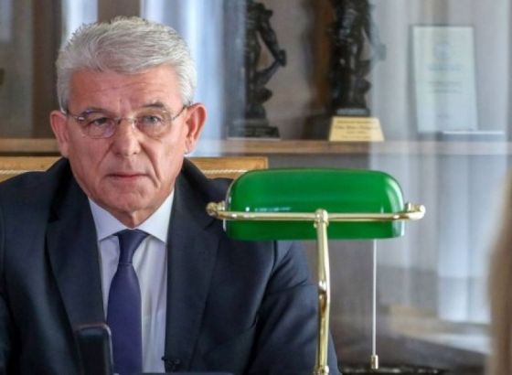 Džaferović: Nedopustivo da vlasti RS-a prevoze migrante iz tog entiteta u druge dijelove BiH (VIDEO)