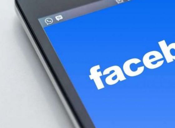 Facebook razmatra ukidanje političkih oglasa prije izbora u SAD-u