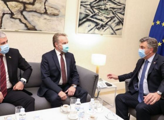 Izetbegović:Moramo komunicirati i praviti balans u informaciji koja stiže iz BiH