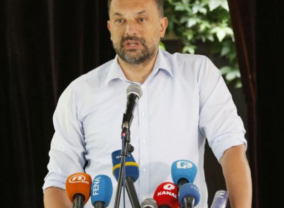Konaković Izetbegoviću: Prodali ste domovinu za OSA-u, KCUS, drugarska imenovanja