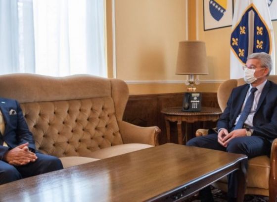 Džaferović u oproštajnu posjetu primio saudijskog ambasadora Mominaha