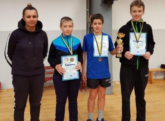 Stoni tenis - Benjamin Zijadić i Enra Subašić pobjednici turnira 'Top 8'