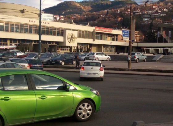 Čelik i SDA sami u Domu mladih, sutra online sjednica Skupštine KS