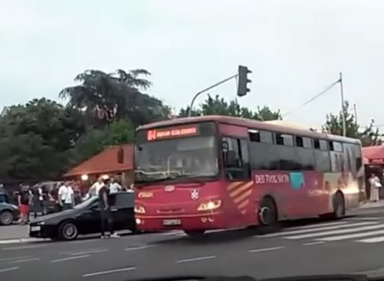 Srbija: Dječak preminuo nakon teške ozljede u autobusu