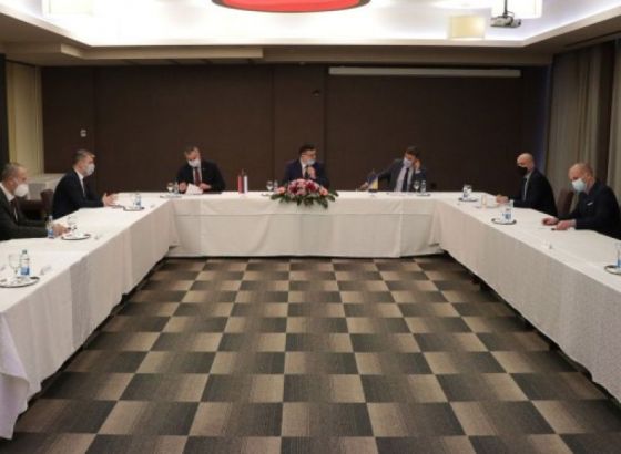 Doboj - Sastanak o epidemiološkoj situaciji, Tegeltija s Novalićem i Viškovićem