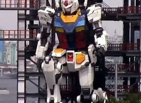 I Terminator bi se prepao: Japanci predstavljaju Gundam robota (VIDEO)