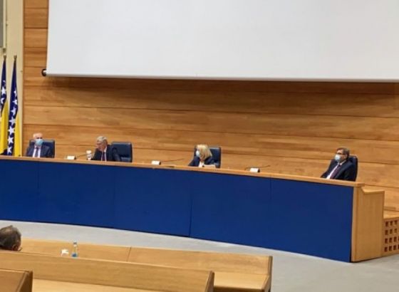 Poslanici PSBiH danas o ukidanju jubilarnih naknada