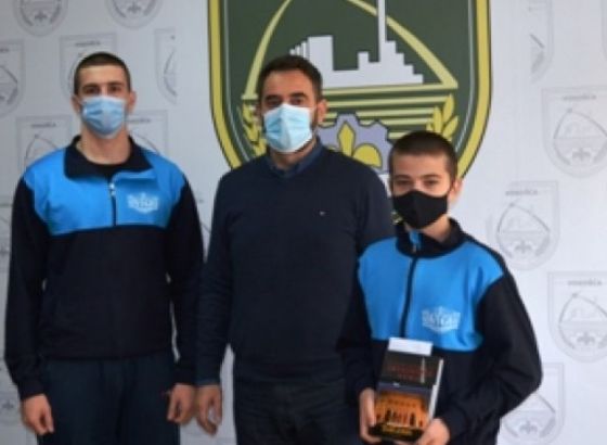 Načelnik Smajić primio mladog boksera Šahovića