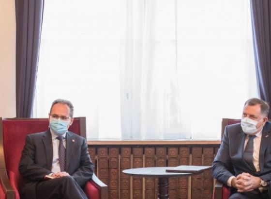 Dodik zahvalio ambasadoru Hunnu za korektan pristup Švicarske prema BiH