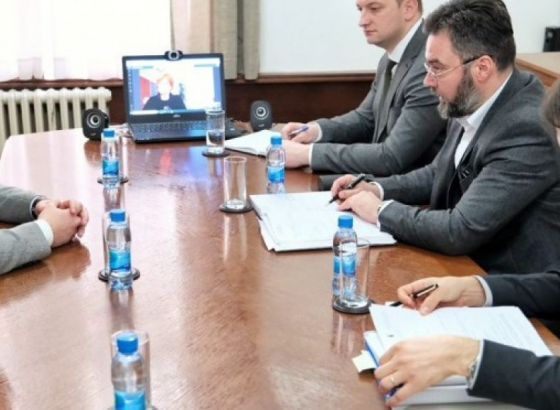 Košarac organizirao sastanak o problemu plutajućeg otpada na brani HE"Višegrad"