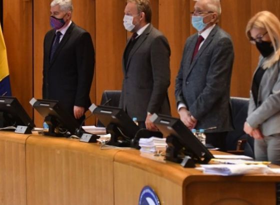 Tegeltija: Danas odluke o pomoći regijama BiH i Hrvatske pogođenim zemljotresom