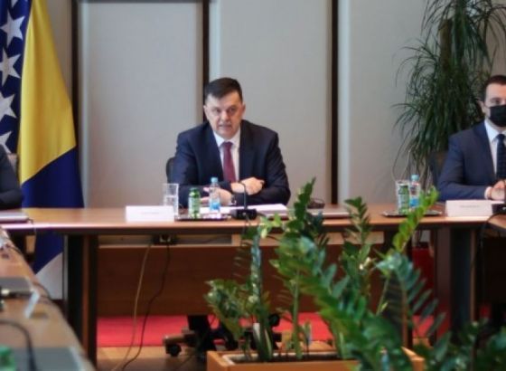 Počeo sastanak Tegeltije, Novalića i Viškovića