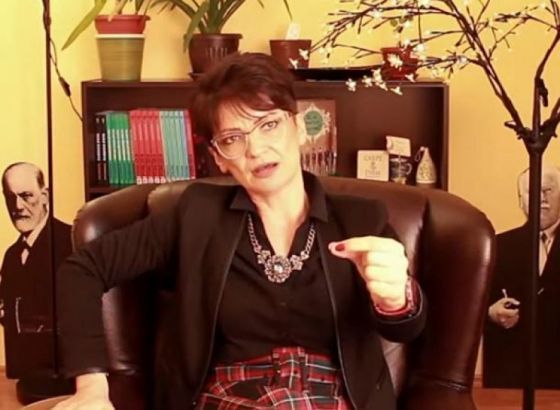 (VIDEO)Jasna Bajraktarević: Bombarduju nas različitim informacijama da nas zbune i da lako nama vladaju
