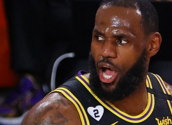Da li je Lebron najbolji sportista-veteran svih vremena