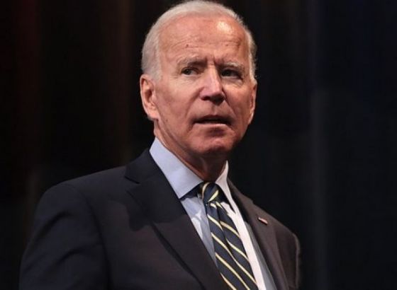Biden potpisuje ukaz o povećanju prihvata izbjeglica u SAD
