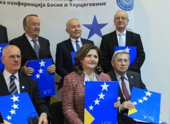 Plakete Rektorske konferencije javnih univerziteta u BiH zaslužnim pojedincima