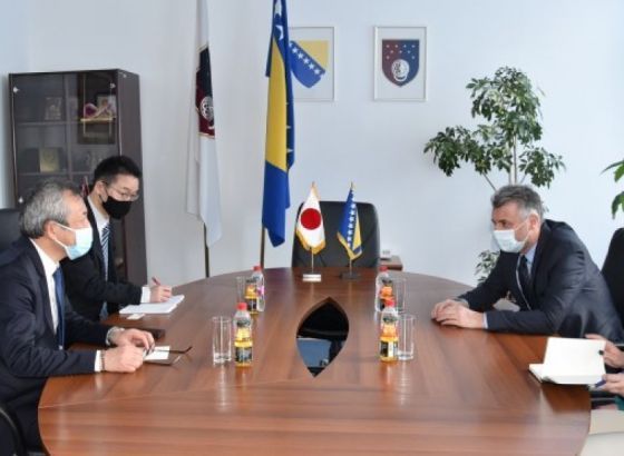 Premijer Forto i ambasador Japana pomoći će KS u borbi za zaštitu okoliša