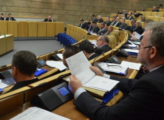 Dom naroda usvojio Zakon o jedinstvenom registru taksi i naknada u FBiH