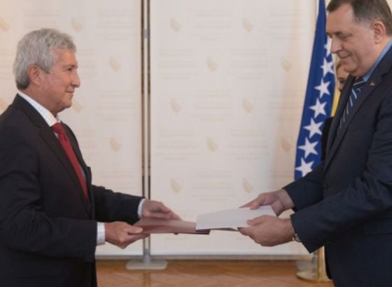 Dodik primio akreditivno pismo ambasadora Republike Peru za BiH