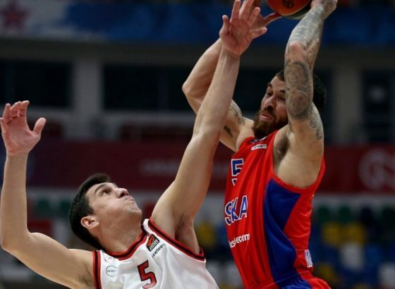 Dramatična pobjeda CSKA u Pireju, Džejms presudio dvije sekunde prije kraja