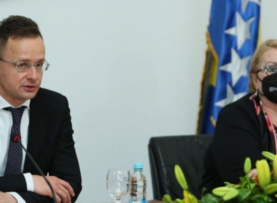 Turković i Sijarto: Zakazao COVAX mehanizam