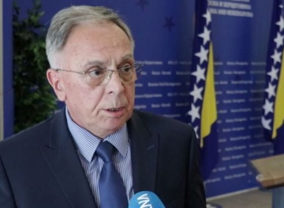 Genjac: Kupovina vakcina obaveza države BiH, evidentno je da SNSD to opstruiše