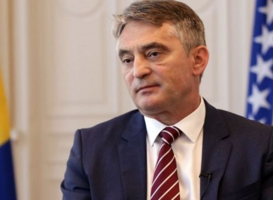 Komšić predložio Tegeltiji uvođenje obaveznog PCR testa na ulazu u BiH