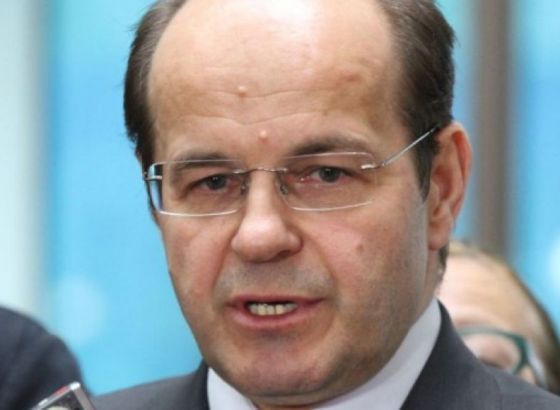 Osmanović: Tegeltija spava zimskim snom, umjesto da radi svoj posao i nabavlja vakcine