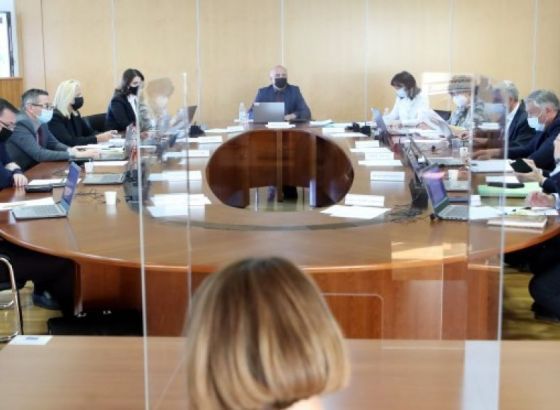 Suci Krušlin i Vekić privremeno udaljeni s dužnosti zbog druženja s Mamićem