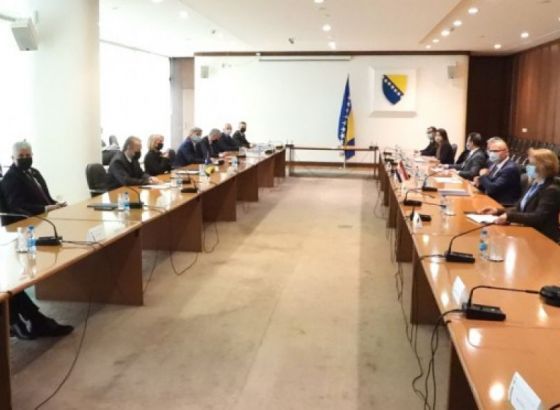 Članovi Zajedničkog kolegija oba doma PSBiH razgovarali s Grlić Radmanom