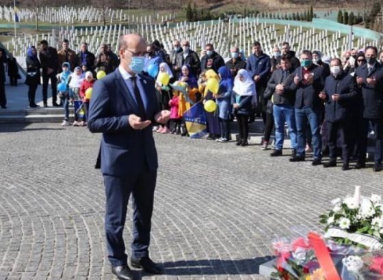 Salkić: Iscrtavanje murala Mladiću se uklapa u politiku pritiska na Bošnjake