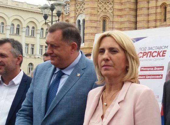 Radović: Pričom o razdruživanju SNSD-e pokušava zaustaviti pad rejtinga