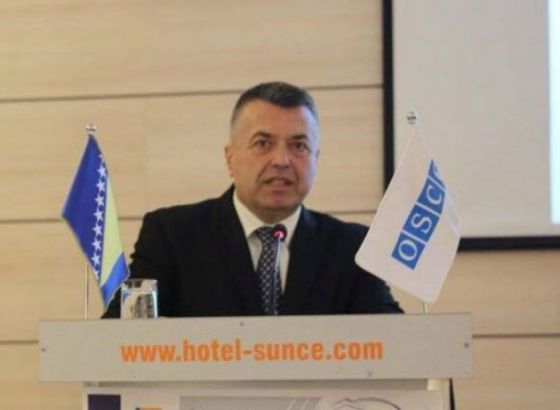 Bratić: Nardona skupština RS nameće teme koje nisu od životne važnosti, već u domenu politikanstva