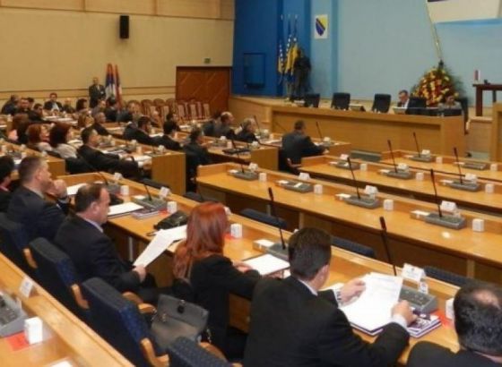 Stanić udaljen sa sjednice Narodne skupštine RS: Dodik tvrdi da je tražio dva miliona za prelazak u SNSD
