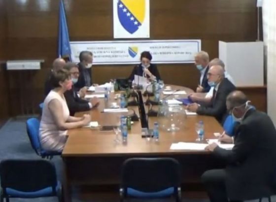 CIK BiH izrekao novčane kazne za 53 političke stranke