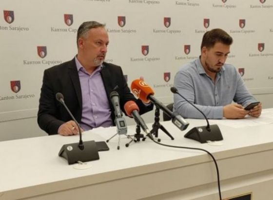 Dević: Vlada KS priznala grešku,zakoni se moraju razmatrati u redovnoj proceduri