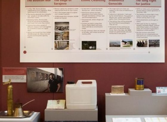 Veze između Škotske i genocida u Srebrenici prikazane na izložbi u Glasgowu