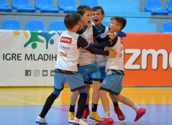 Radost mališana na terenima u Velikoj Kladuši, Ljubuškom, Jablanici i Konjicu